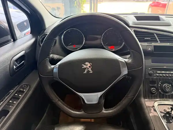 Peugeot 3008 2013