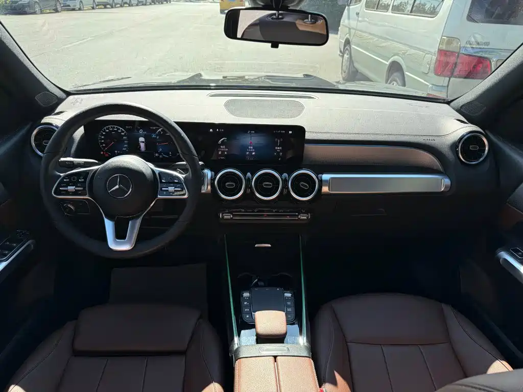 Mercedes-Benz GLB 2022