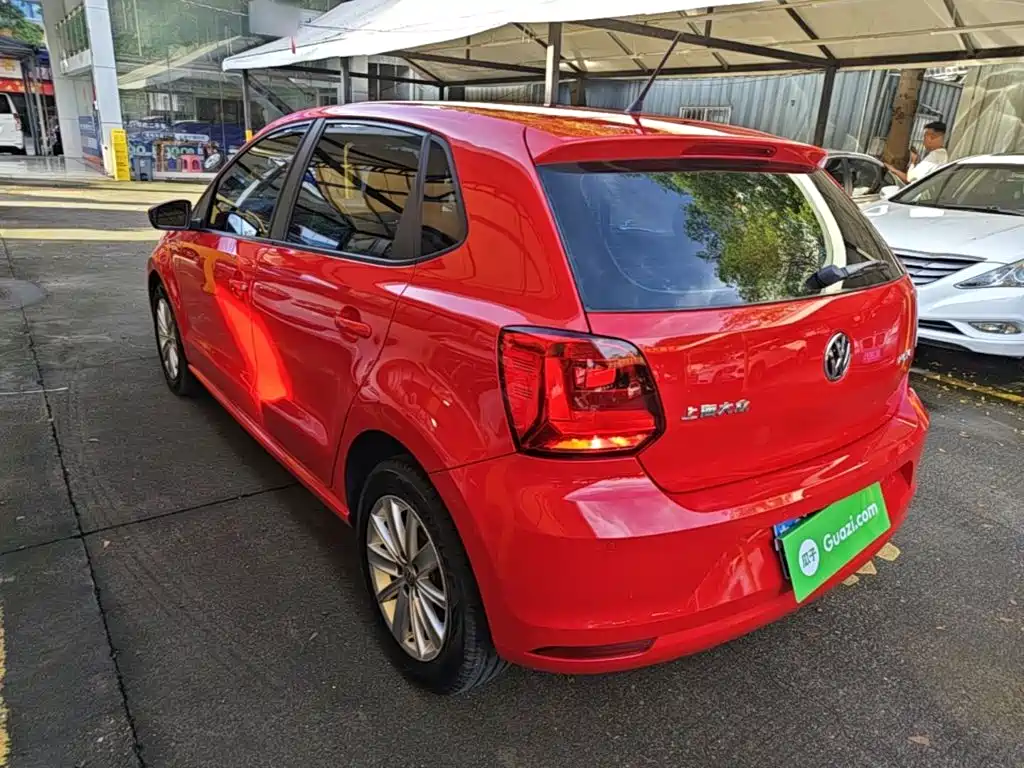 Volkswagen Polo 2015 — фото 23