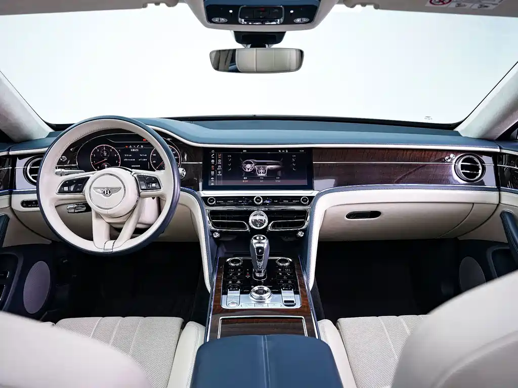 Bentley Flying Spur 2021 — фото 12