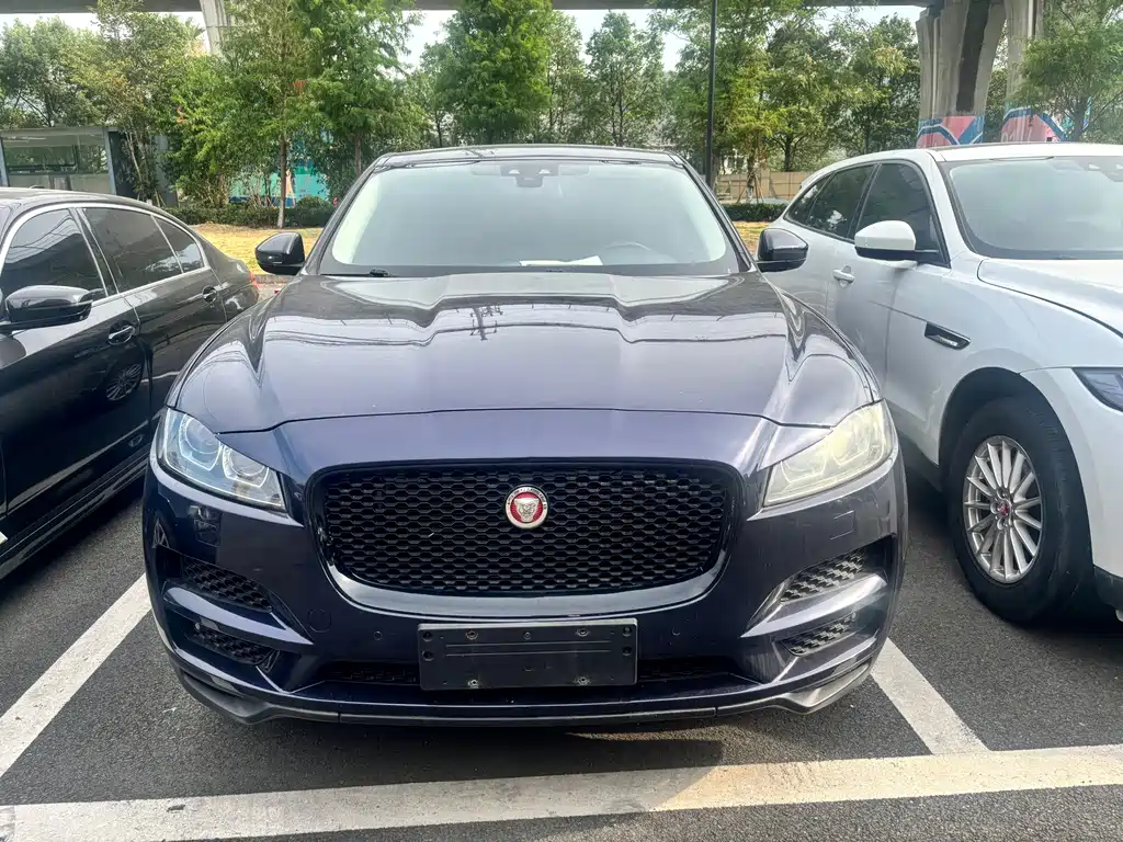 Jaguar F-PACE 2019 — фото 2