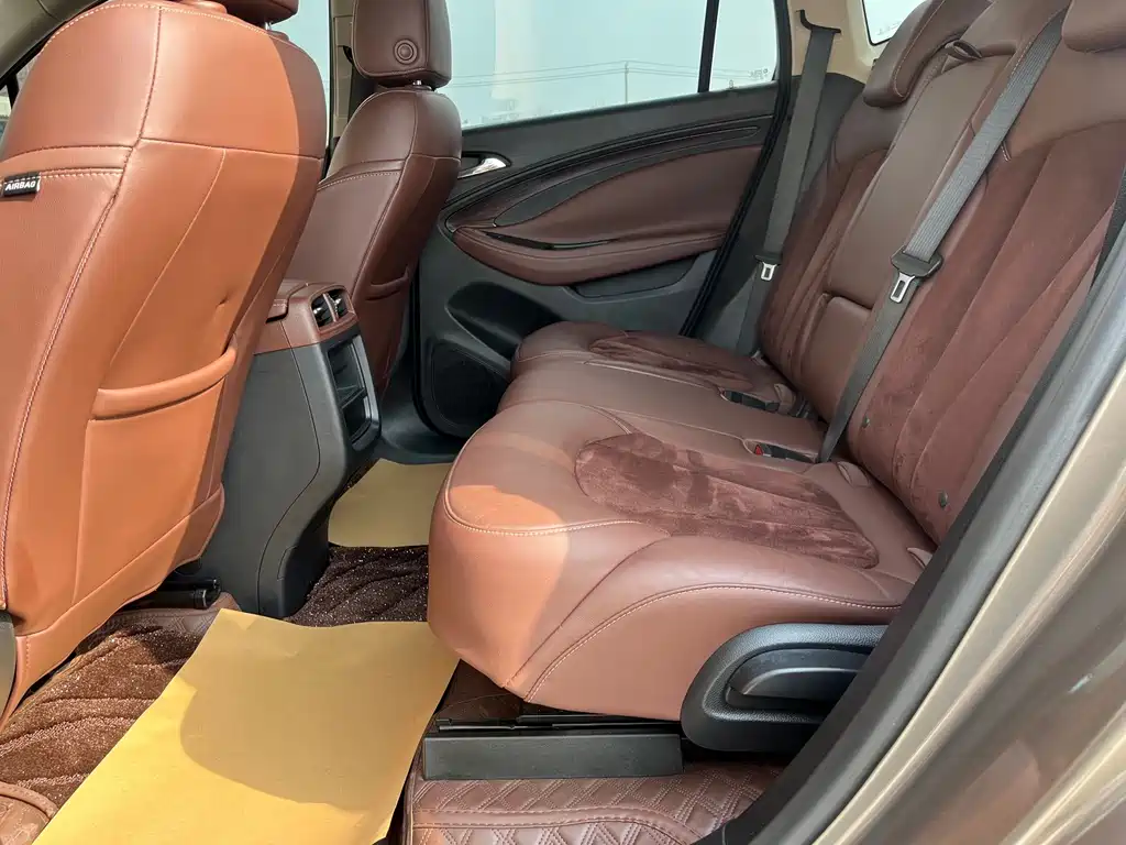 Buick Envision Plus 2017 — фото 8
