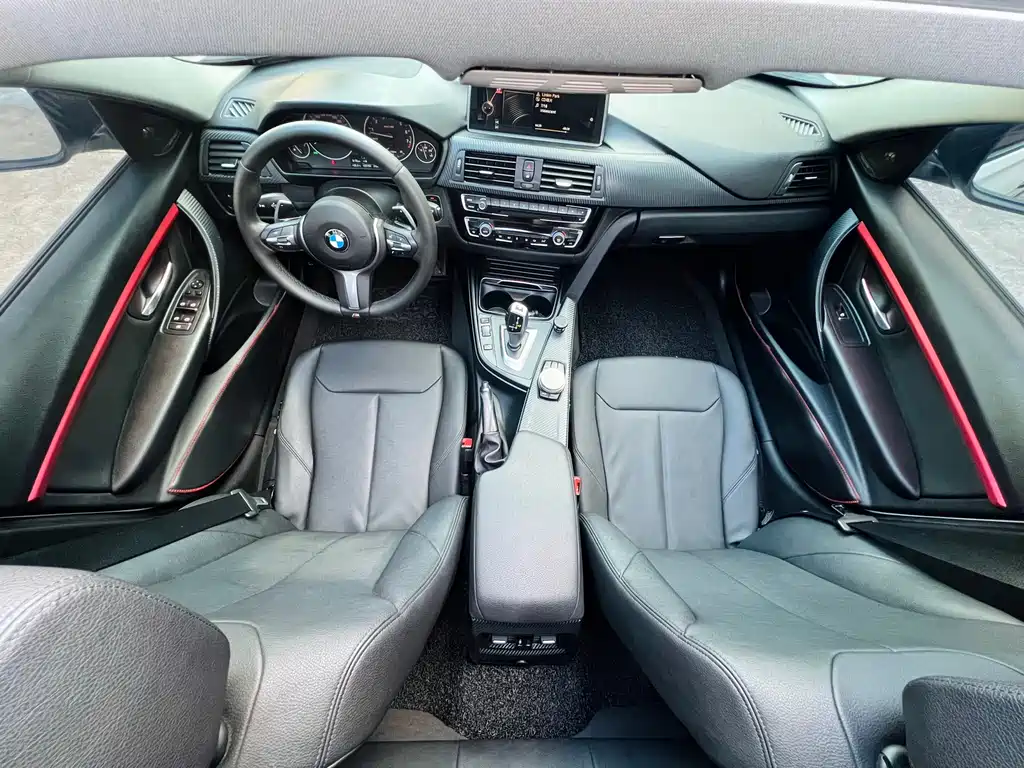 BMW 3 Series 2017 — фото 15