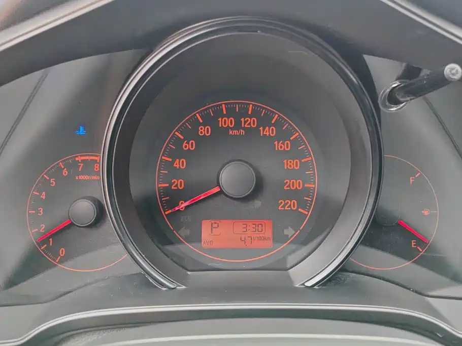 Honda Fit 2018 — фото 13