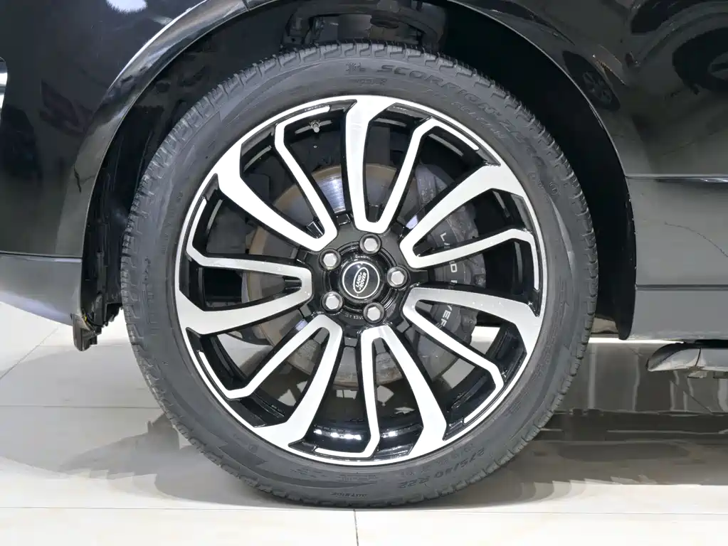 Land Rover Range Rover 2018 — фото 26