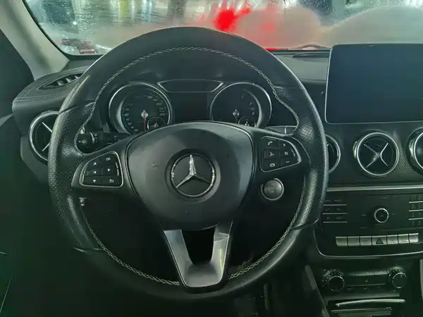 Mercedes-Benz GLA 2018