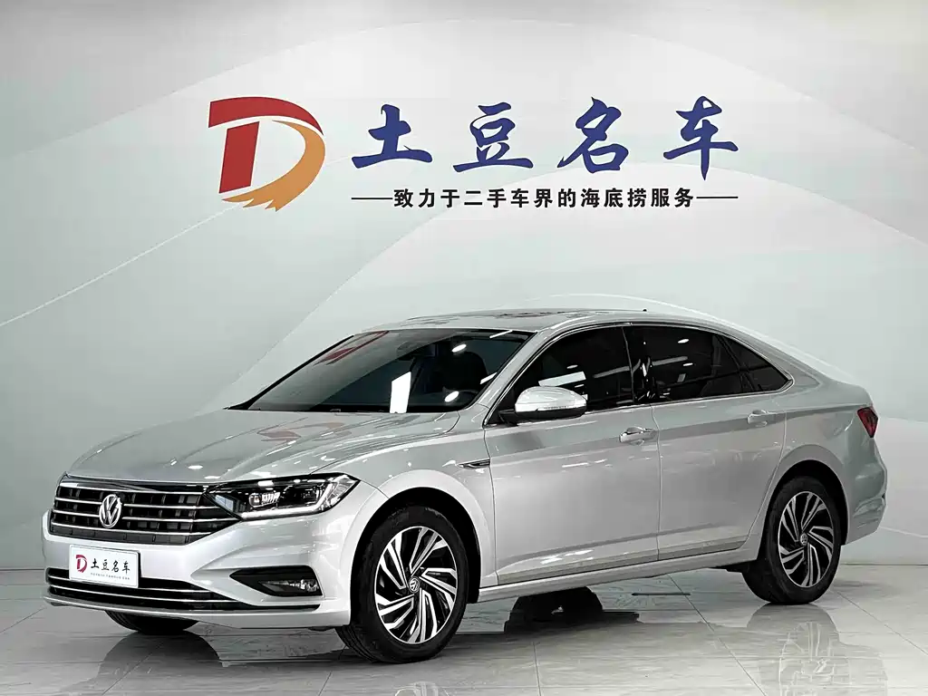 Volkswagen Sagitar 2022
