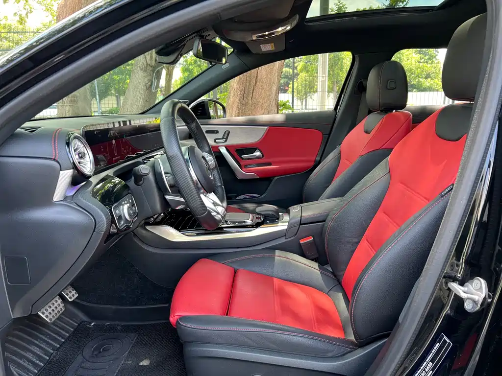 Mercedes-Benz A-Class AMG 2023 — фото 10