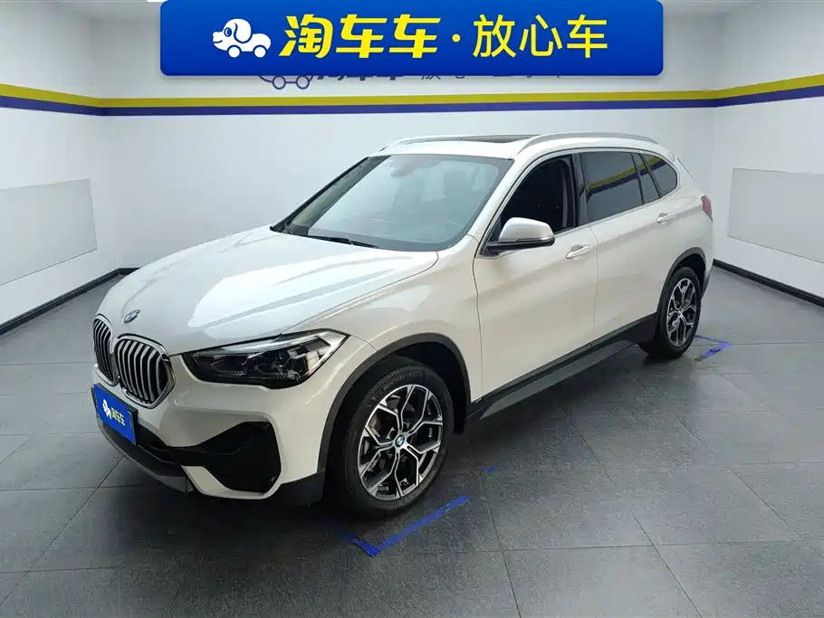 BMW X1 2021 — фото 1