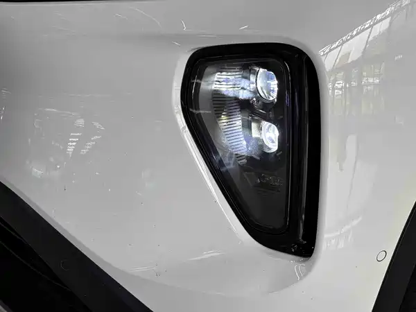 NIO ES6 2025