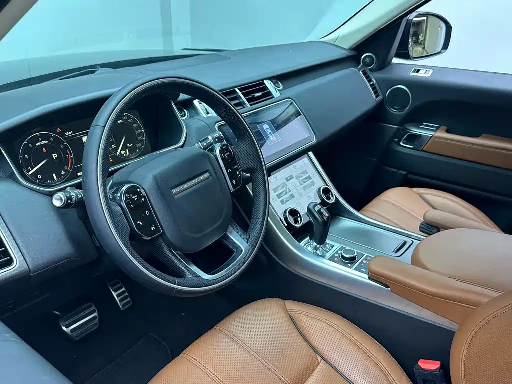 Land Rover Range Rover Sport 2016 — фото 8