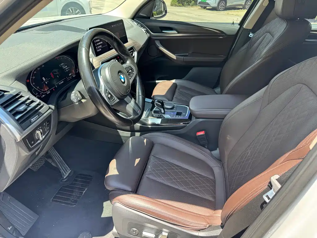 BMW X3 2022 — фото 9