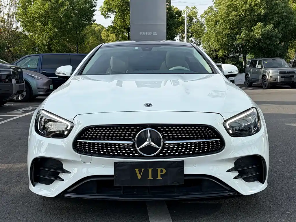 Mercedes-Benz E-Class 2021