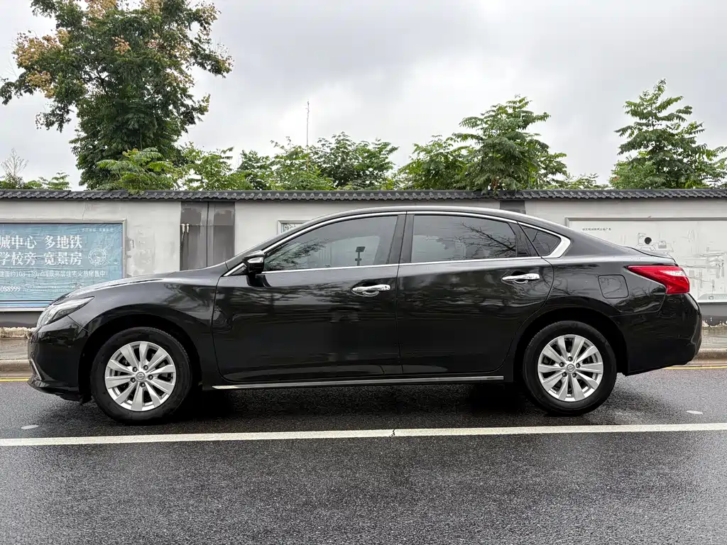 Nissan Teana 2018