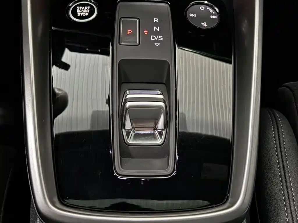 Audi A3 2022 — фото 16