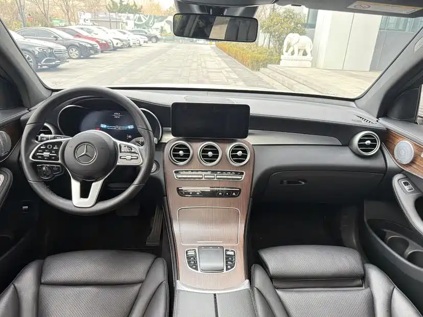 Mercedes-Benz GLC 2020
