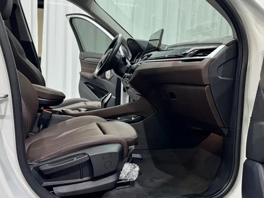 BMW X1 2021 — фото 14
