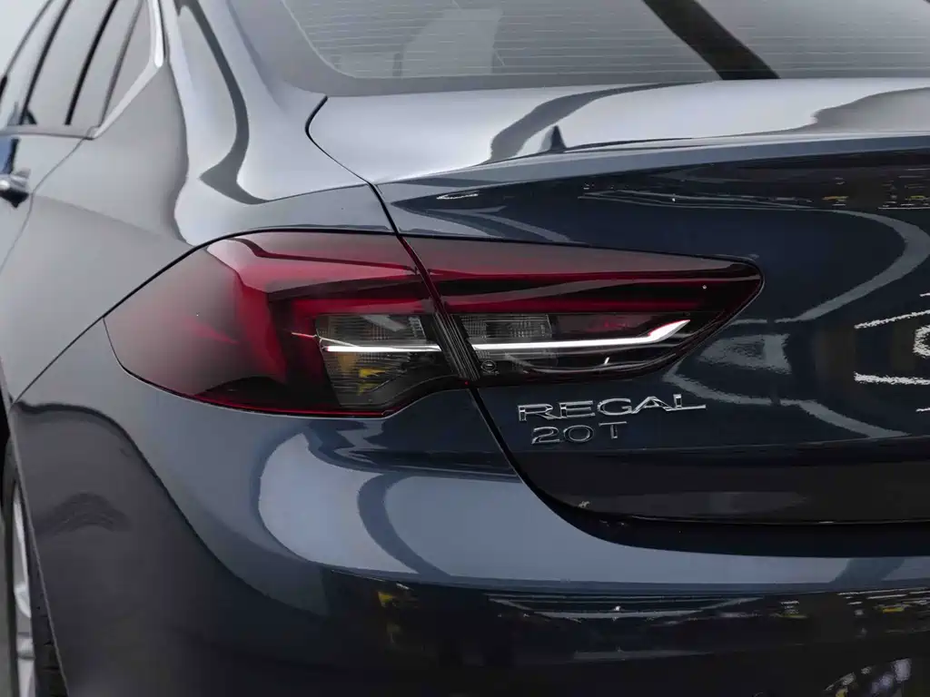 Buick Regal 2020 — фото 16