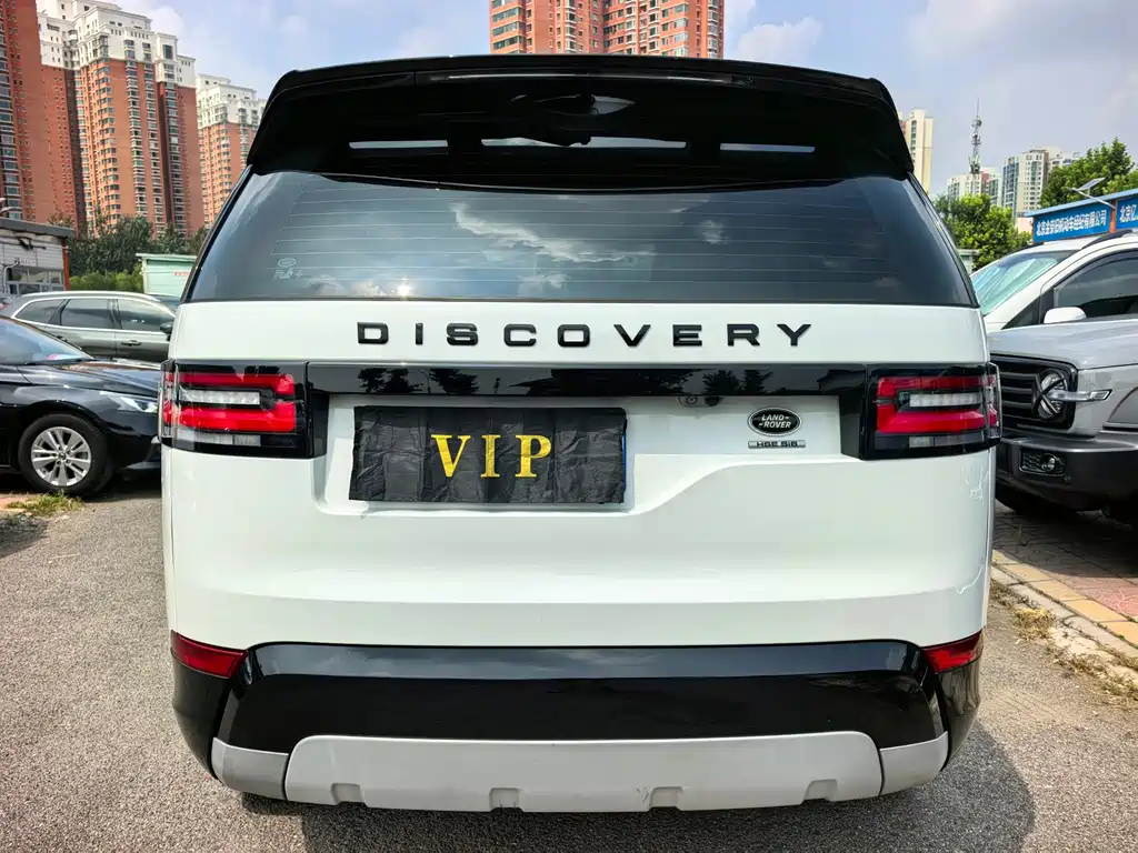 Land Rover Discovery 2017 — фото 28