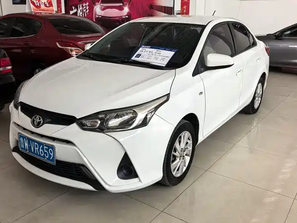Toyota Yaris L 2019