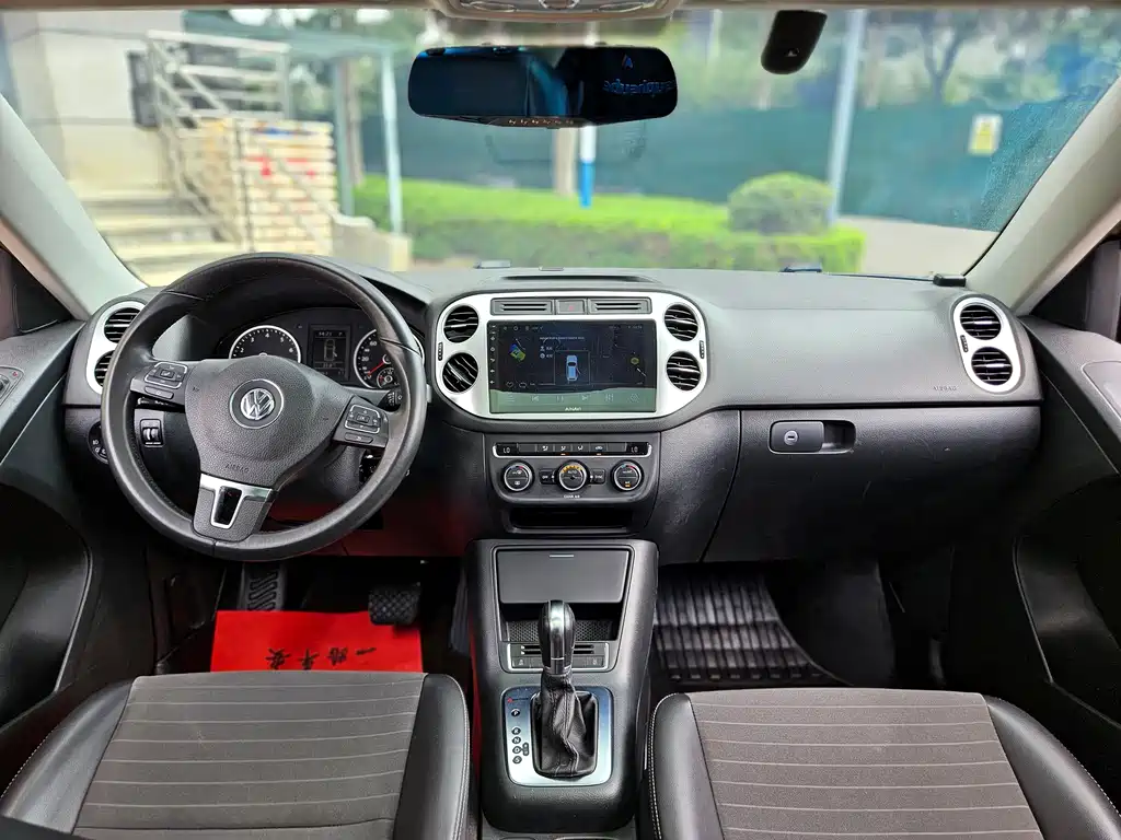 Volkswagen Tiguan 2016 — фото 14