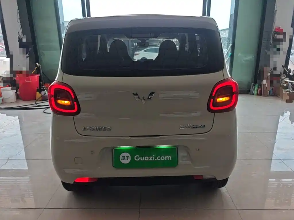 Wuling Hongguang MINIEV 2025