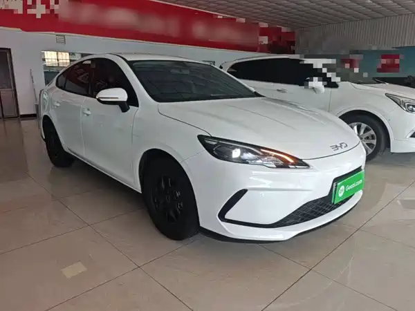 BYD Seal 05 DM-i 2025