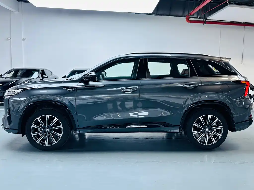 Changan CS75 PLUS 2026 — фото 12