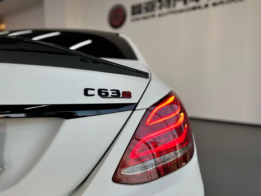 Mercedes-Benz C-Class AMG 2016 — фото 25