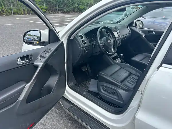 Volkswagen Tiguan 2012