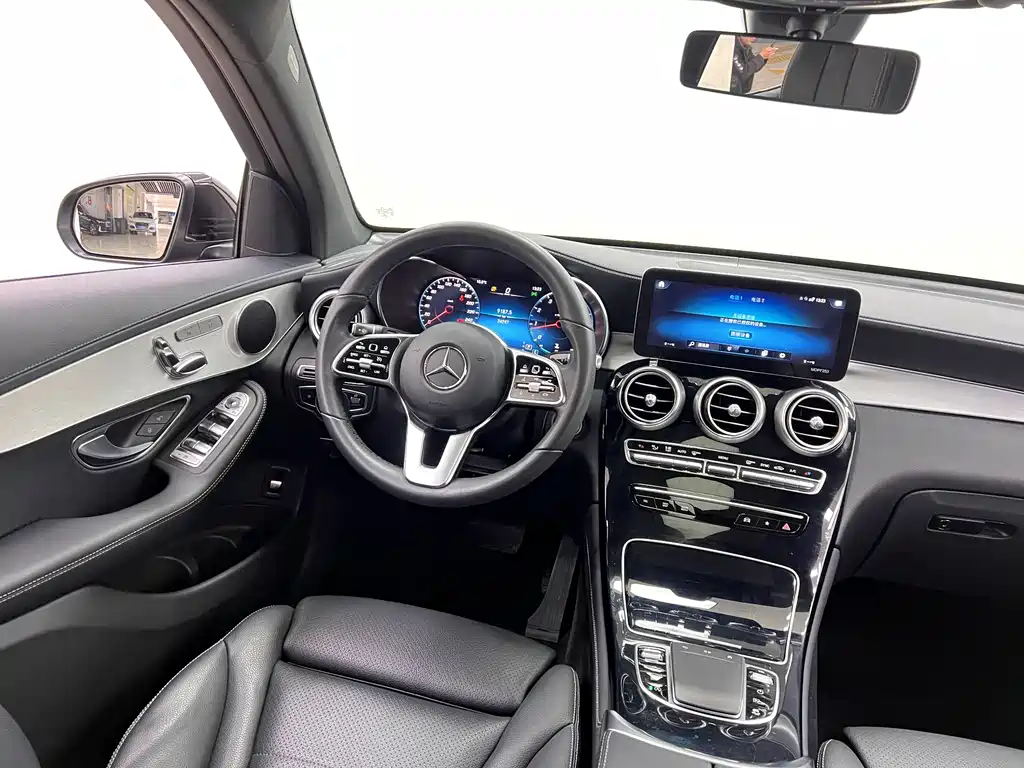 Mercedes-Benz GLC 2022 — фото 10