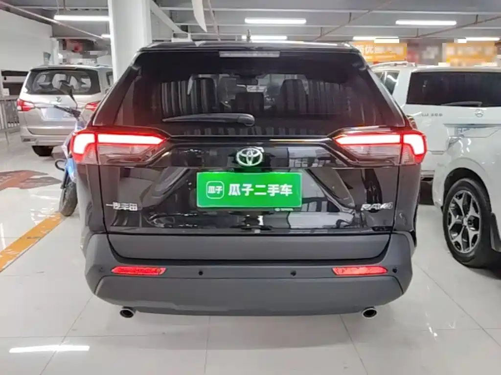 Toyota RAV4 2025
