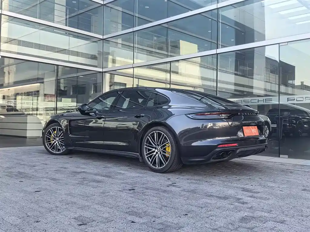 Porsche Panamera 2022 — фото 5