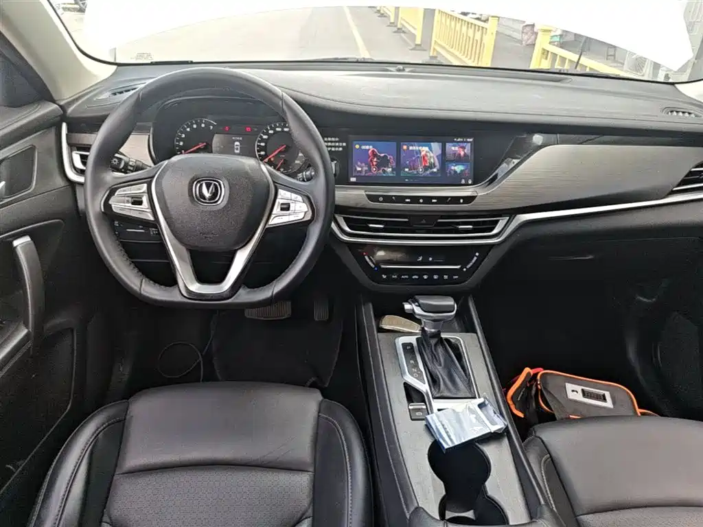 Changan CS35PLUS 2019 — фото 10