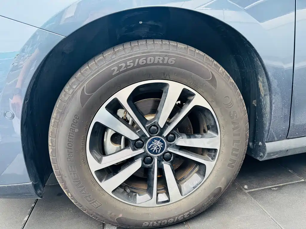 BYD Qin PLUS 2025
