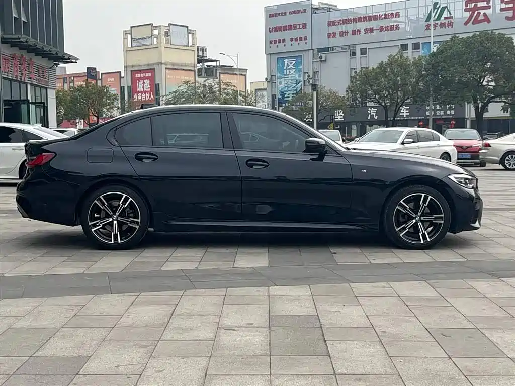 BMW 3 Series 2022