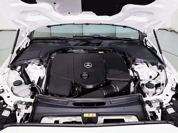 Mercedes-Benz C-Class 2023