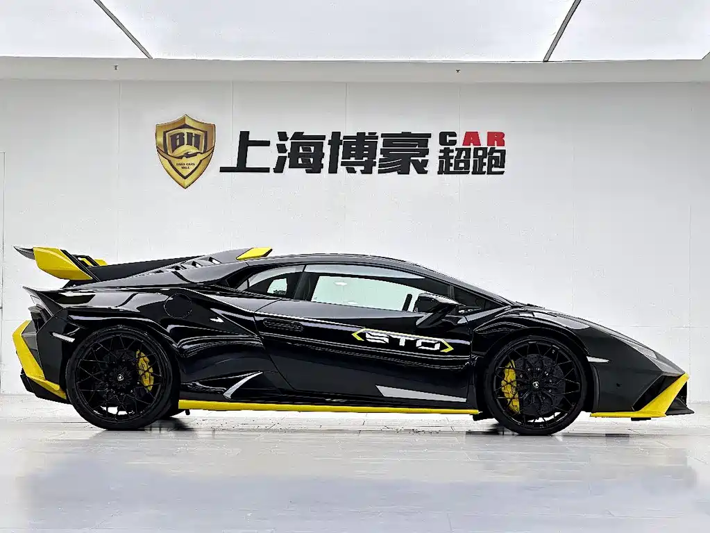 Lamborghini Huracan 2022 — фото 6