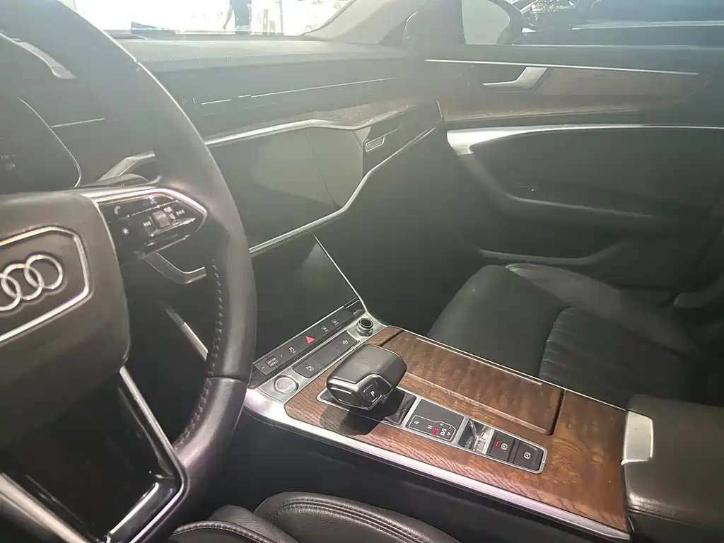 Audi A6L 2019