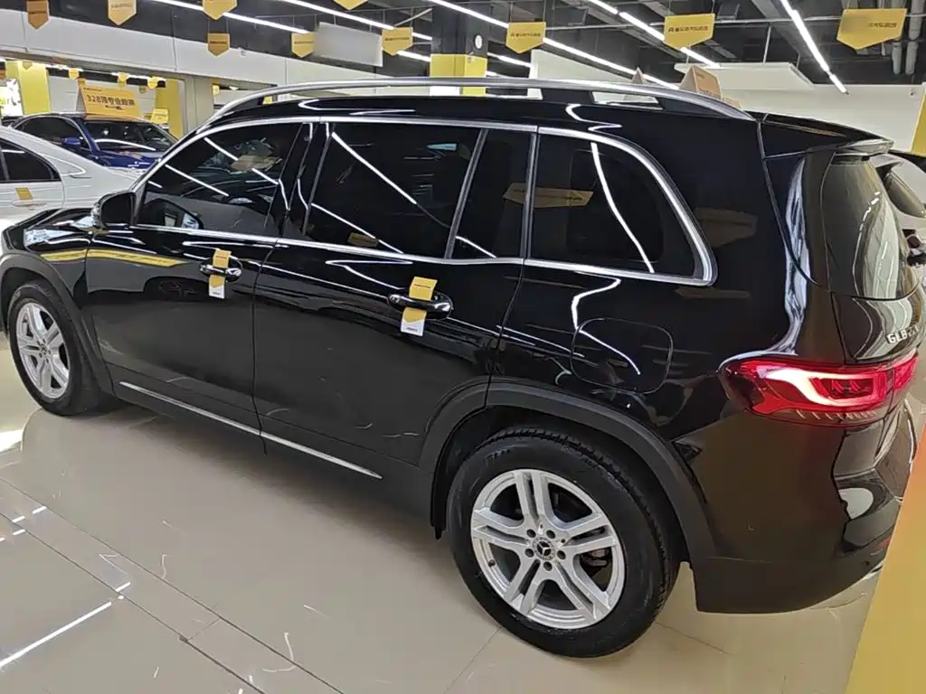 Mercedes-Benz GLB 2022
