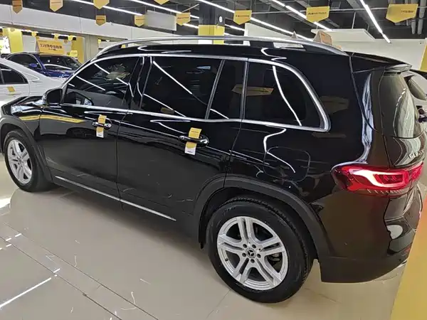 Mercedes-Benz GLB 2022