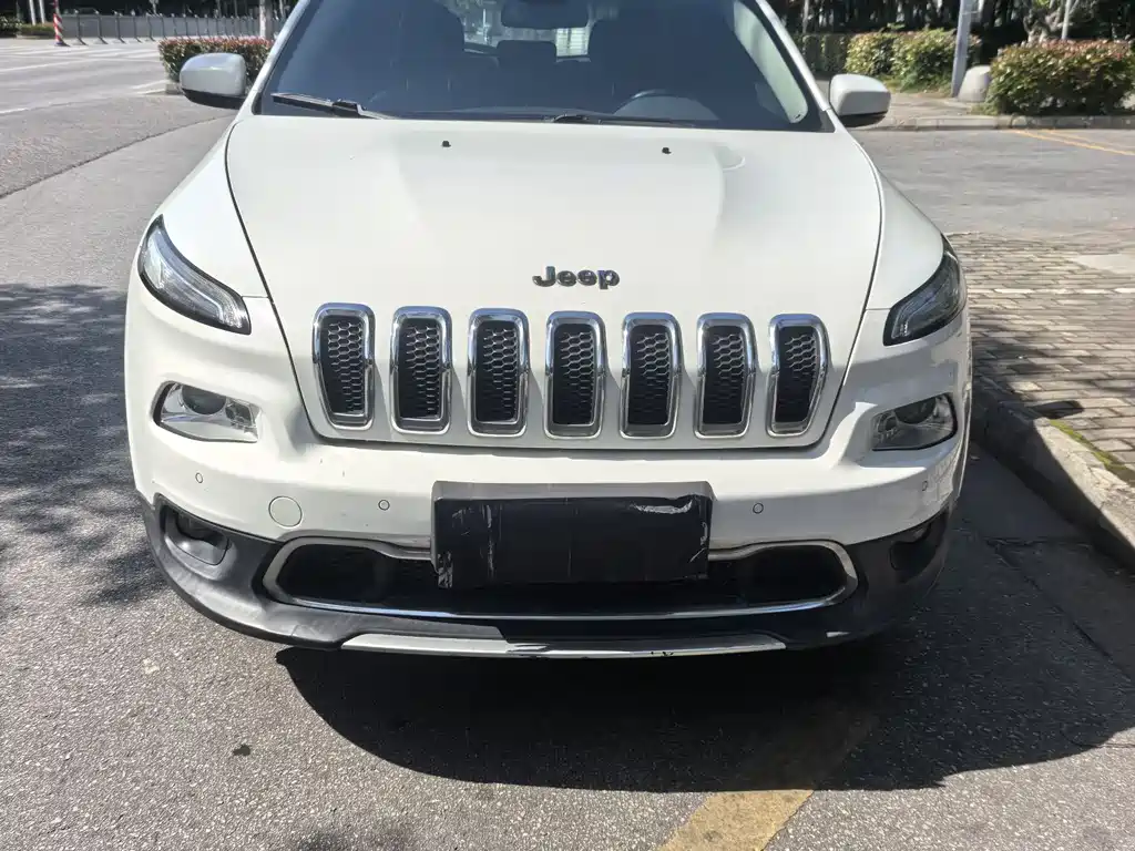 Jeep Cherokee 2016 — фото 2