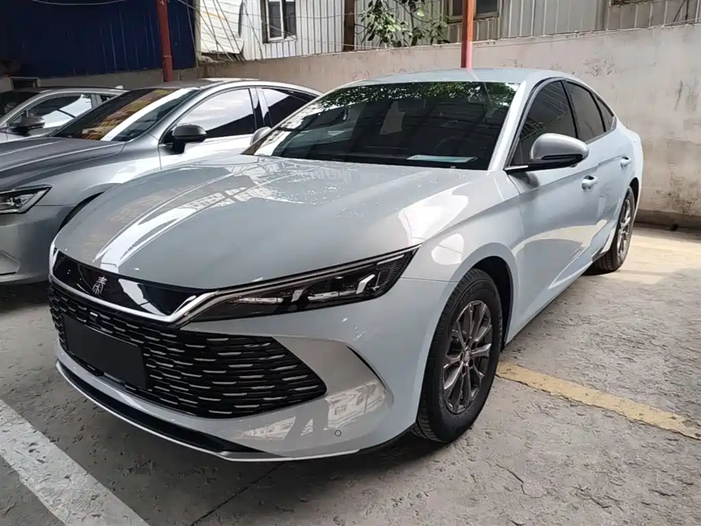 BYD Qin L 2026 — фото 2