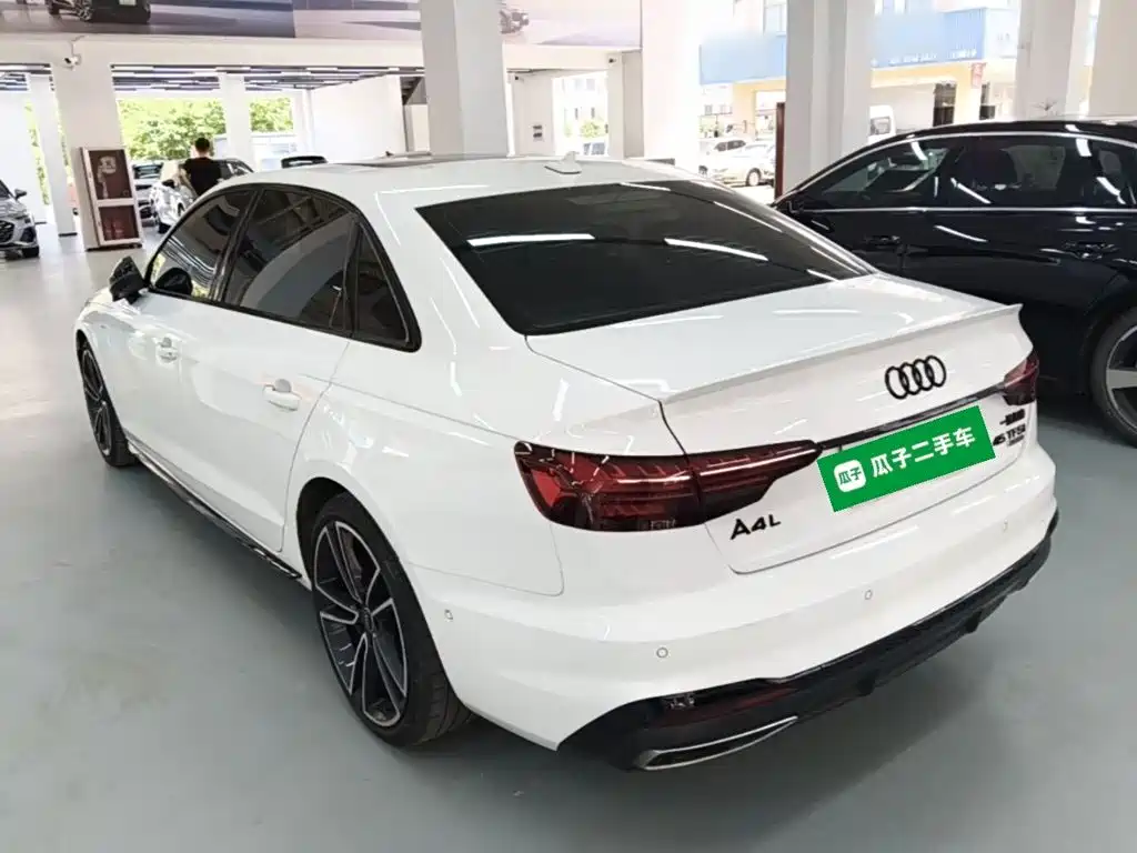 Audi A4L 2023