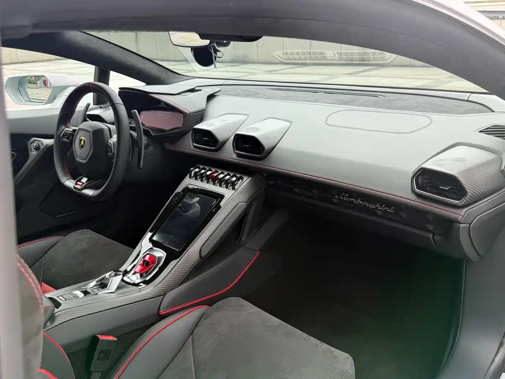 Lamborghini Huracan 2019 — фото 14