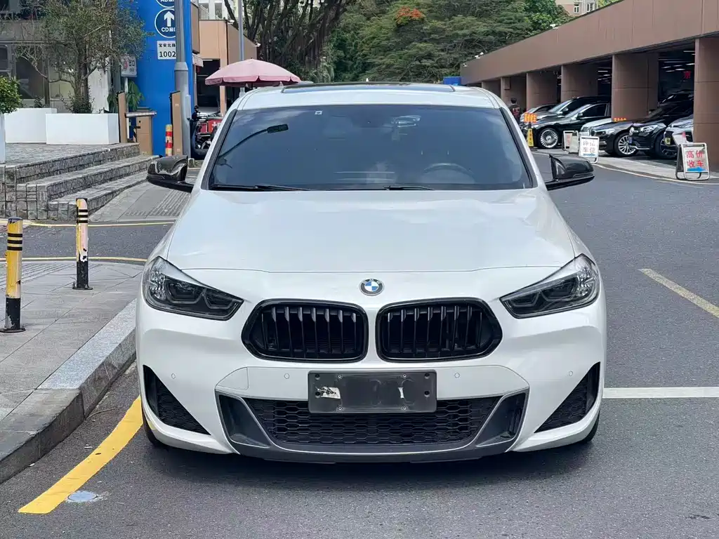 BMW X2 2021 — фото 2
