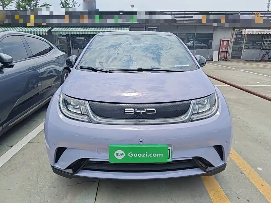 BYD Dolphin 2023
