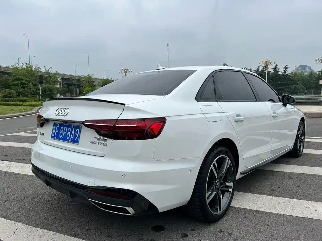 Audi A4L 2022