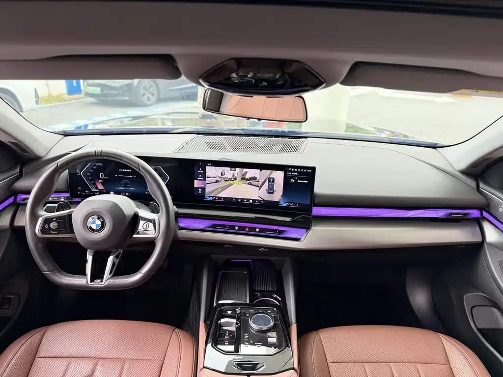 BMW 5 Series 2024 — фото 10