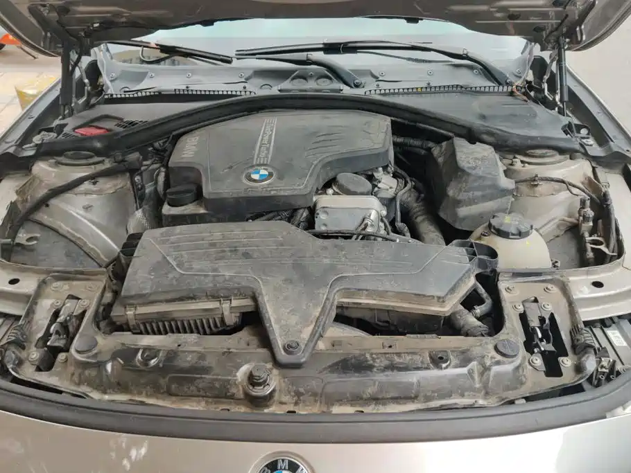 BMW 3 Series 2015 — фото 10